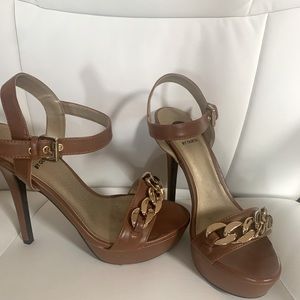 By Guess platform Strappy Heel